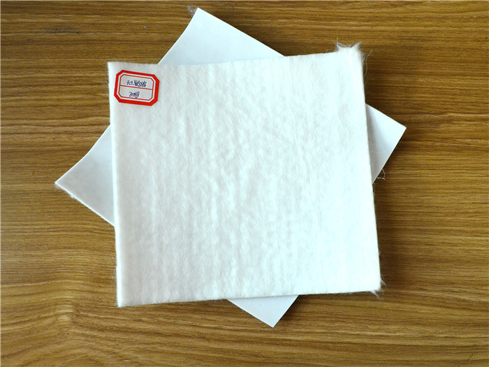 复合土工膜（两布一膜）